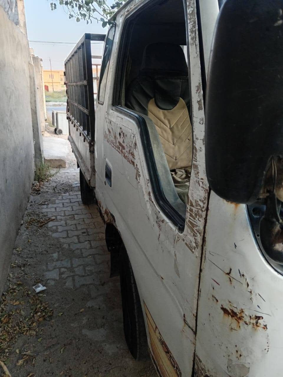 السلام عليكم
كيا فونتيرا مكينه وكير حلوات 
تخم تاير اكسل شواصي حلوات 
سنويه 28 حداديه حلو35 وبيهه مجال
مكلف بل نشر ‏‪***********‬‏ خابر وتدلل مكانه وسفيه
