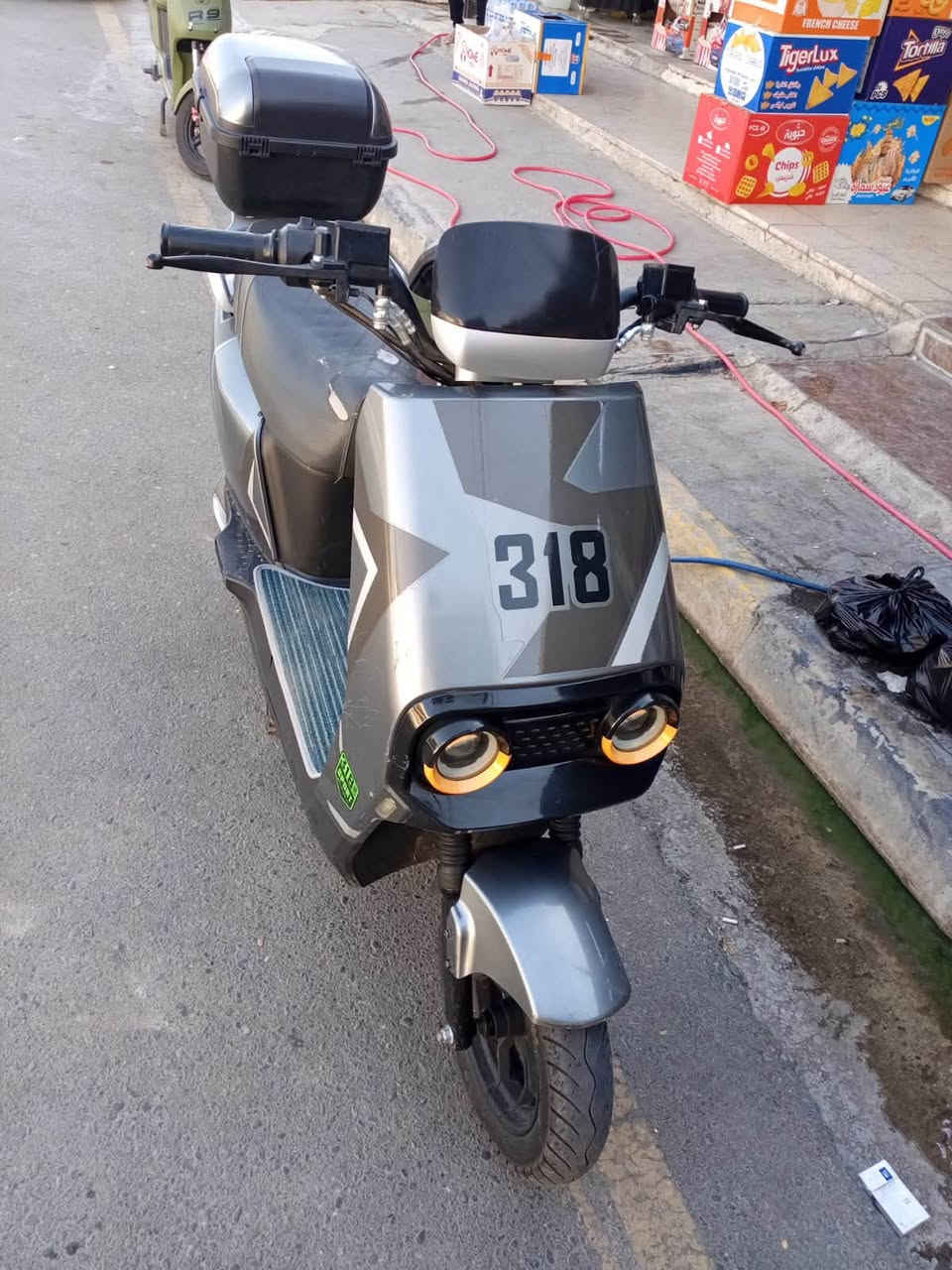 لبيع مطور 318 كله شرط معروفه موصفاته اخي العزيز تعال وجيك أو اتجيب واخد واحد اني ماكدر أتحرك من مكاني لين صاحب محل مكاني موصل ايمن باب السراي يم سوق العقد تواصل *********** ماموجود عل نيت ماشراي اعبر لاتتعبي  سعر 600
