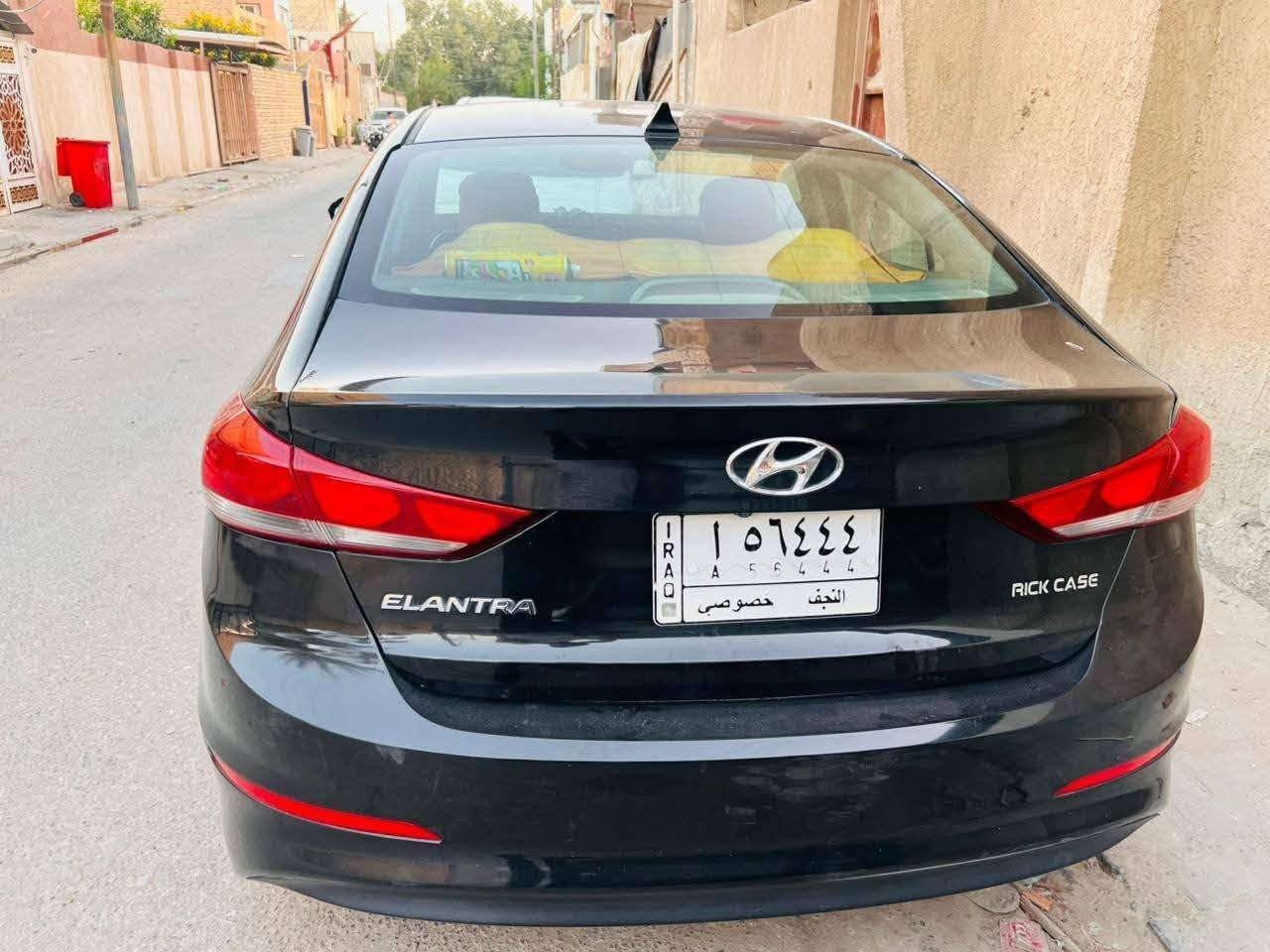 الانترا مديل ١٨ فول مواصفات. رادار جانبي وخلفي كشنات تدفئه هيتر بالمري ٣انضمه قياده بصمه فتحه بصمه أبواب وجنطه محركه ٢٠٠٠دوش كير at مكفولات مامفتوحات على وضع الشركه بيه حادث جاملغ وبنيد وجمالغ الثاني بيه بارد ومصبوغ حادث مال امريكا ايرباك طاك تخم تاير جديد باتري جاهزه من كلشي ماشيه 85 ميل رقم نجف جاهزه من كلشي مكاني نجف
***********
