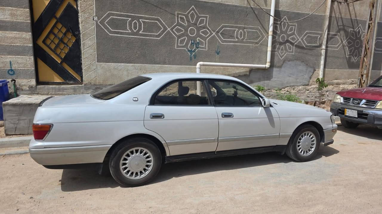 السلام عليكم بطه منفصل للبيع رقم بصره انكليزي جديد توهه صاعده هزه  سنويه  2029 بسمي حره موديل 1993   سياره كفاله عامه من الكصه ونقل جثه ولعيب شرعي ولصوليات سياره جاهزه مجهزه من حداديه تخم تاير كهربائيات تبريد كير ومكينه VVT  غرفه جديده شاشة كامره خلفية العنوان البصره الزبير  السعر 65 وبيها مجال للشراي للاستفسار على الرقم 
*********** الزبير, البصرة
