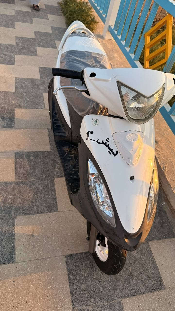 سلام عليكم دراجه كامكو في تو للبيع دراجه جديده برغي ما مفتوح بيه تجي وتفحص وشوف مكينه جديده شرط شلعه معدل دراجه ختم واحد مكان قلعه سكر رقم للستفسار *********** ول مو شراي لا يتصل

