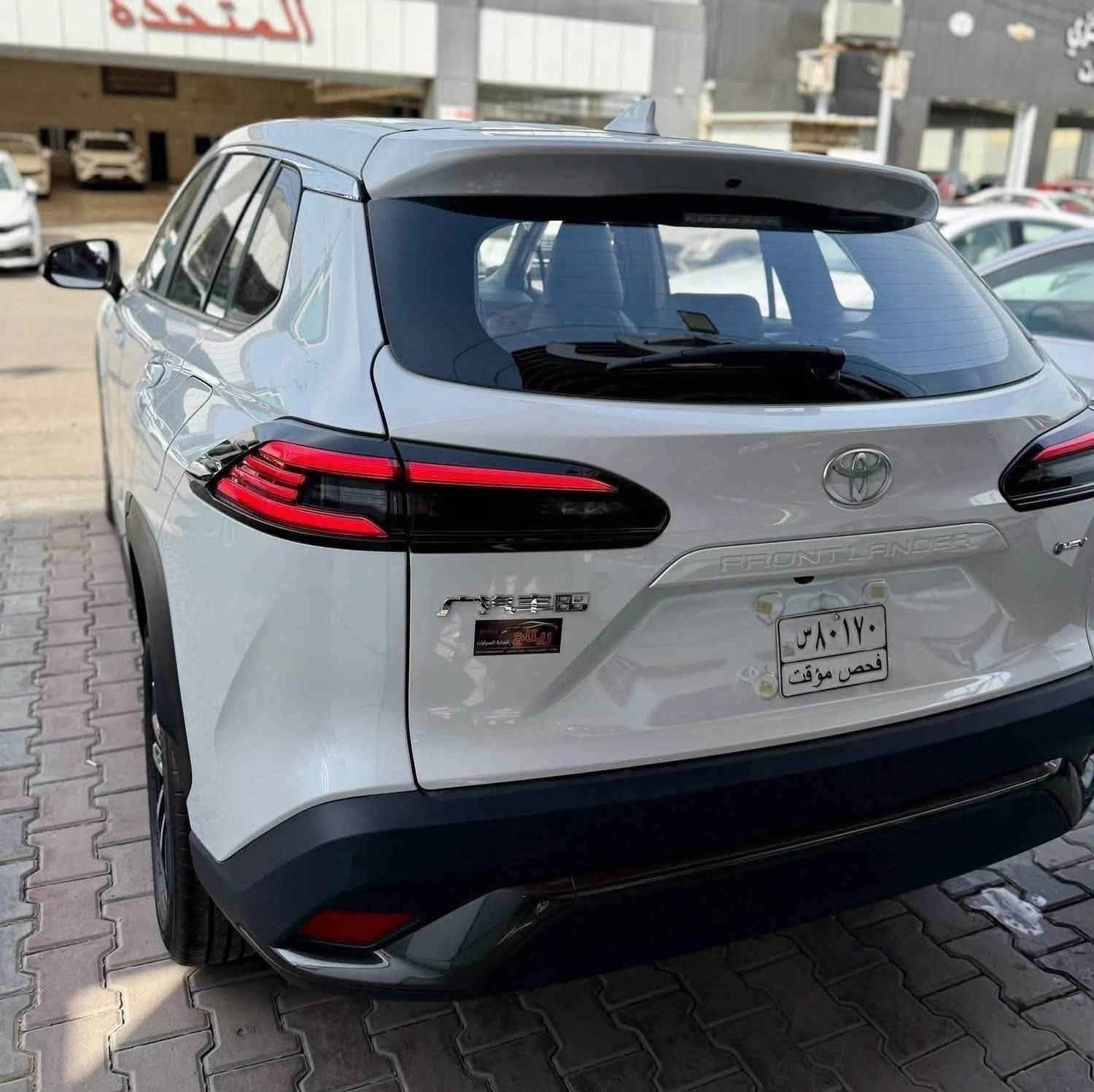 🚗 تويوتا فرونت لاندر 2025 – الشكل الجديد S 

قوة الأداء + توفير الوقود + فخامة التصميم ✨

استمتع بتجربة قيادة عصرية مع أحدث إصدار من تويوتا الهايبرد، يجمع بين التكنولوجيا المتطورة والراحة الكاملة 👌

🔹 المواصفات:

 • محرك 2000cc هايبرد اقتصادي 🔋
 • فول مواصفات
 • فتحة سقف بانوراما ☀️
 • رادار أمامي (نظام أمان متطور)
 • مقاعد جلد أصلي فخم
 • كرسي كهرباء (3 وضعيات)
 • مرايا جانبية قابلة للطي كهربائياً
 • رنكات قياس 17 إنش أسود + مرايا سوداء 🖤
 • شاشة كبيرة عالية الدقة
 • عدادات ديجيتال (كيجات إلكترونية)
 • إضاءة داخلية LED عصرية
 • حساسات أمامية وخلفية أصلية
 • مصابيح عدسات زينون + LED خلفي
 • وباقي المواصفات المعروفة من Toyota ✅

🔥 سيارة مثالية للاستخدام اليومي والسفر – أداء قوي مع صرفية ممتازة

 السعر علق برقم 1 للرد التلقائي📮

متوفر ايضا مثبت لوحات جاهز ✅

🏢 شركة ريتاج لتجارة السيارات
📍 العنوان: بغداد – معارض البياع – الشارع الرئيسي

⏰ أوقات الدوام:
يومياً من 10:00 صباحاً إلى 09:30 مساءً

📱 للاستفسار:

***********
***********
***********
‭***********‬
