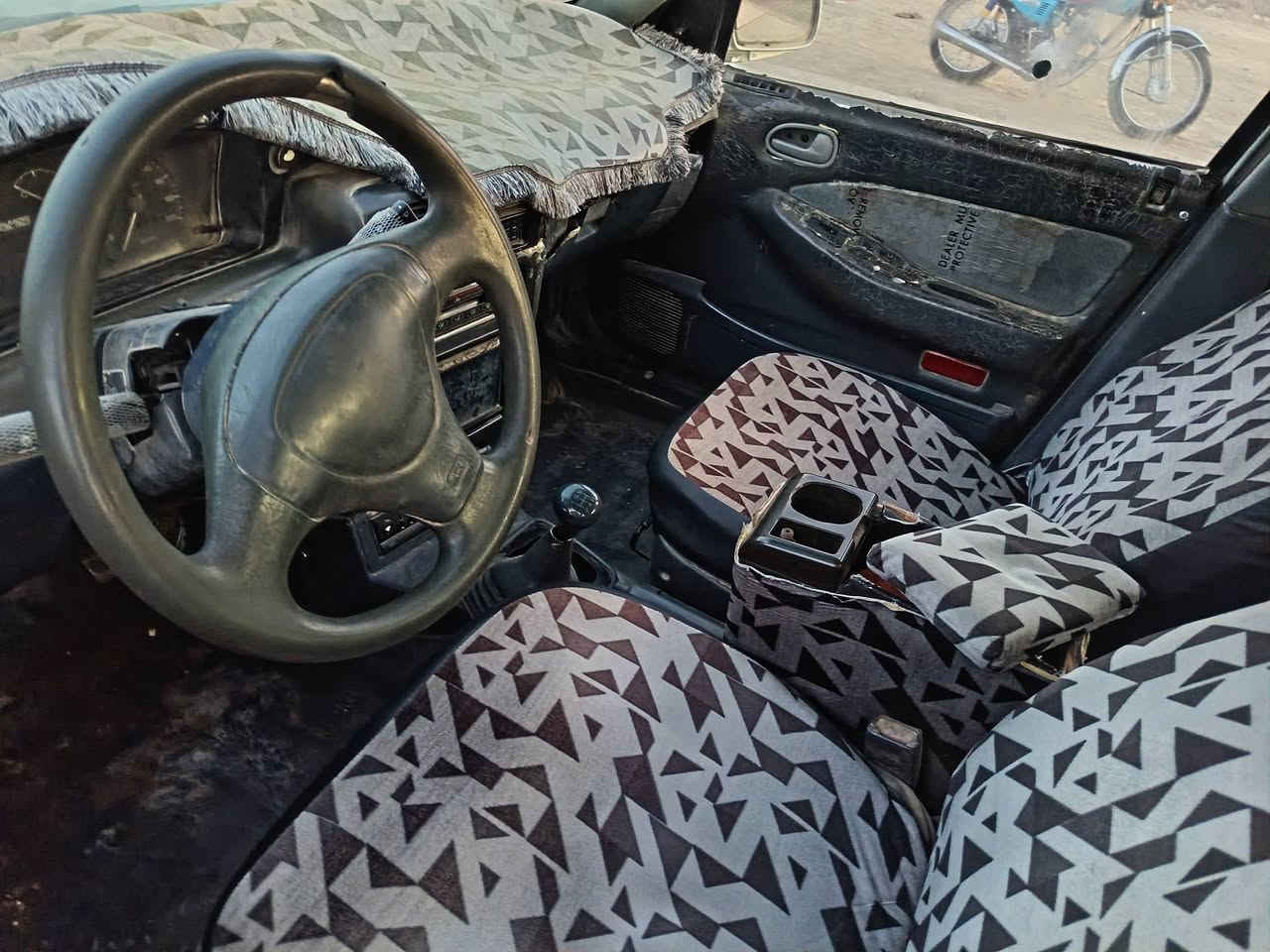 سيفية ٩٣ رقم ديالى كير عادي محرك مفتوح كير ومحرك وصدر وكهربائيات مكفولات صبغ عام للجمالية السيارة نضيفة خير من الله بس شوية تريد ترتيب السعر ٢٥ وبيهةمجال أتصل *********** ديالى كنعان
