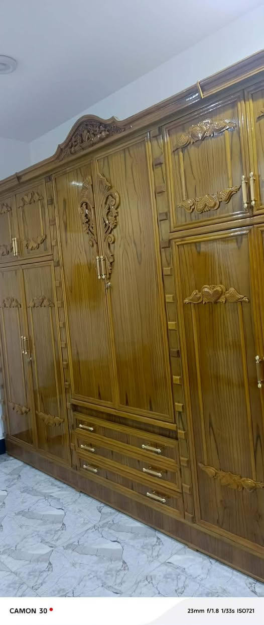 السلام عليكم غرفه جديده مامستخدمه سعرها 1500 وبيها مجال قليل العنوان كوت ه‍ ***********
