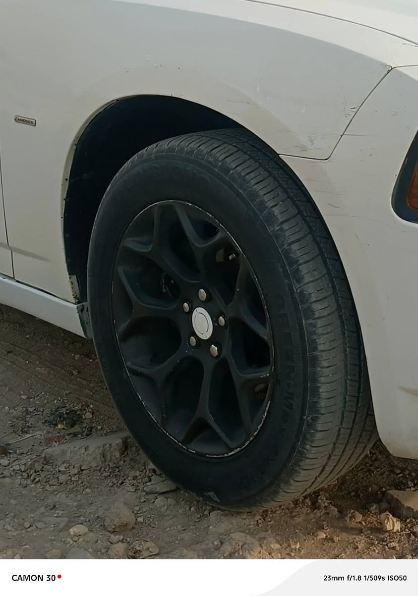 سلام عليكم عندي ويل البيع والمراوس الحجم 18 مال وباما تايراته جدد عنكبوت شرط لا كصر ولا معوج ولا لحيم بس صبغته تعبانه مكاني ناصرية مركز ***********
