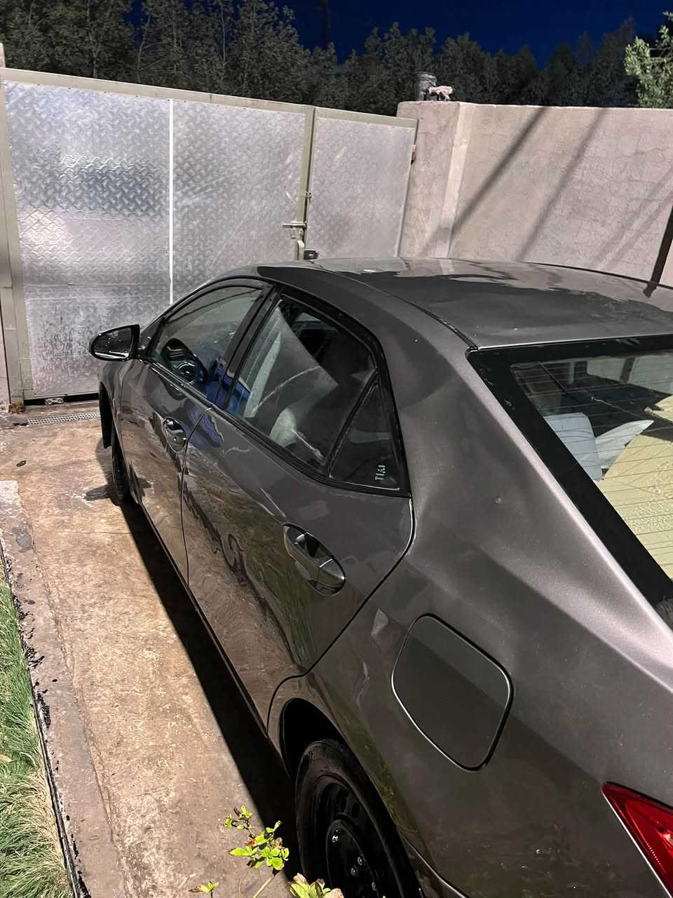 سلام عليكم كورلا ١٩ مواصفات LE
ماشيه ٢٢٥ الف حادث بنيد وجاملغ وبيها ضربيه بل جاملغ ثاني وبيها بعد ملاحظات سعر ١١٠ وبيها مجال للشراي 
للتواصل ***********
