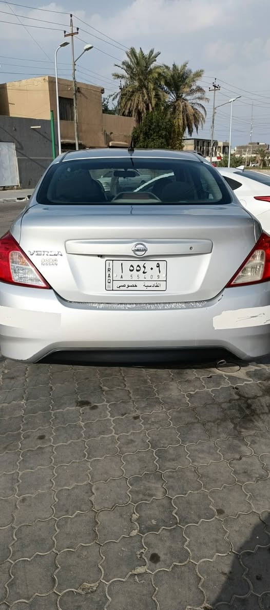 نيسان فيرسا مديل ١٩ رقم قادسيه كير عادي مكينه تبريد جاهزه السياره السعر ٨٠ وبيه مجال ***********
