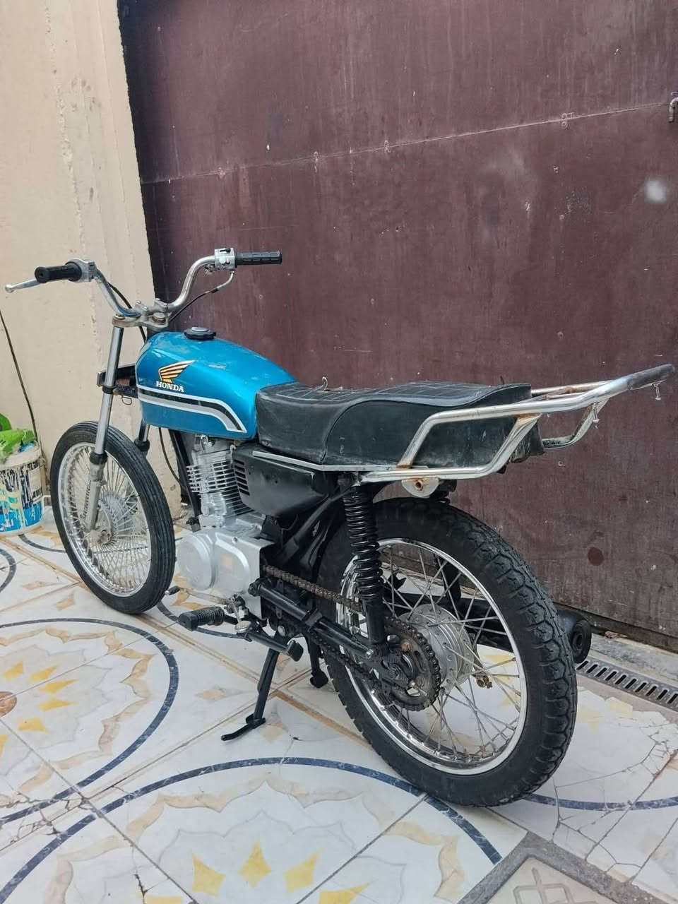 السلام عليكم
دراجه 4گير  كلك كلك 
السعر 250 وبيه مجال 
العنوان كربلاء المقدسة سيطره الابراهيميه 
‏‪***********‬‏
