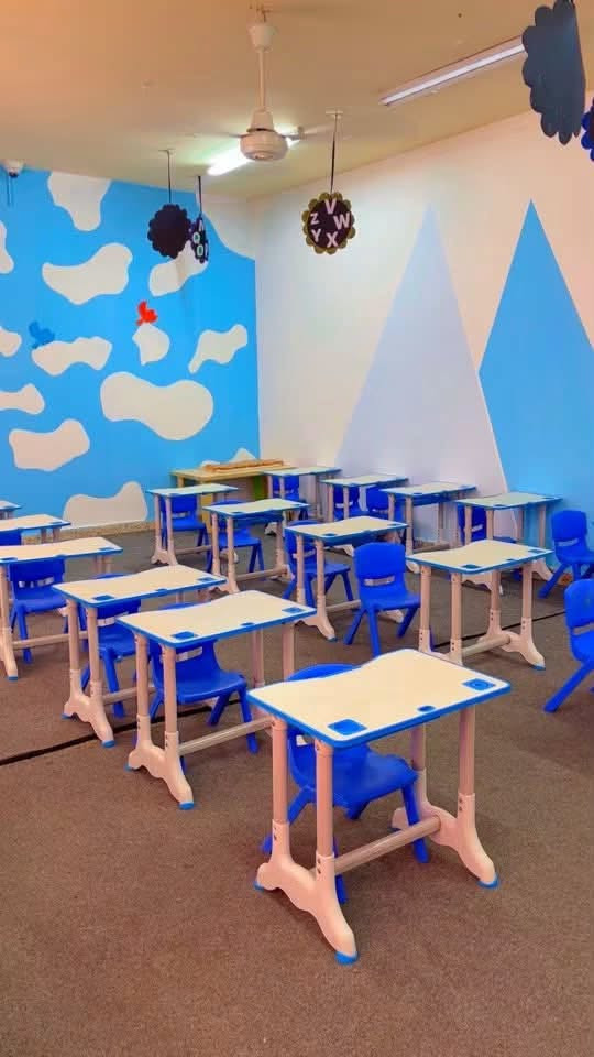روضتنا.. بيئة آمنة لجيل مبدع 😍😍😍

نص مكتوب في الصور:
- روضة وحضانة الطفل المميز
- التسجيل مفتوح
- المقاعد محدودة
- سجّلي طفلك الآن
- للعام الدراسي ٢٠٢٦-٢٠٢٧
- للتسجيل والاستفسار: ***********
- بغداد - العامرية - داخل مجمع الموارد المائية