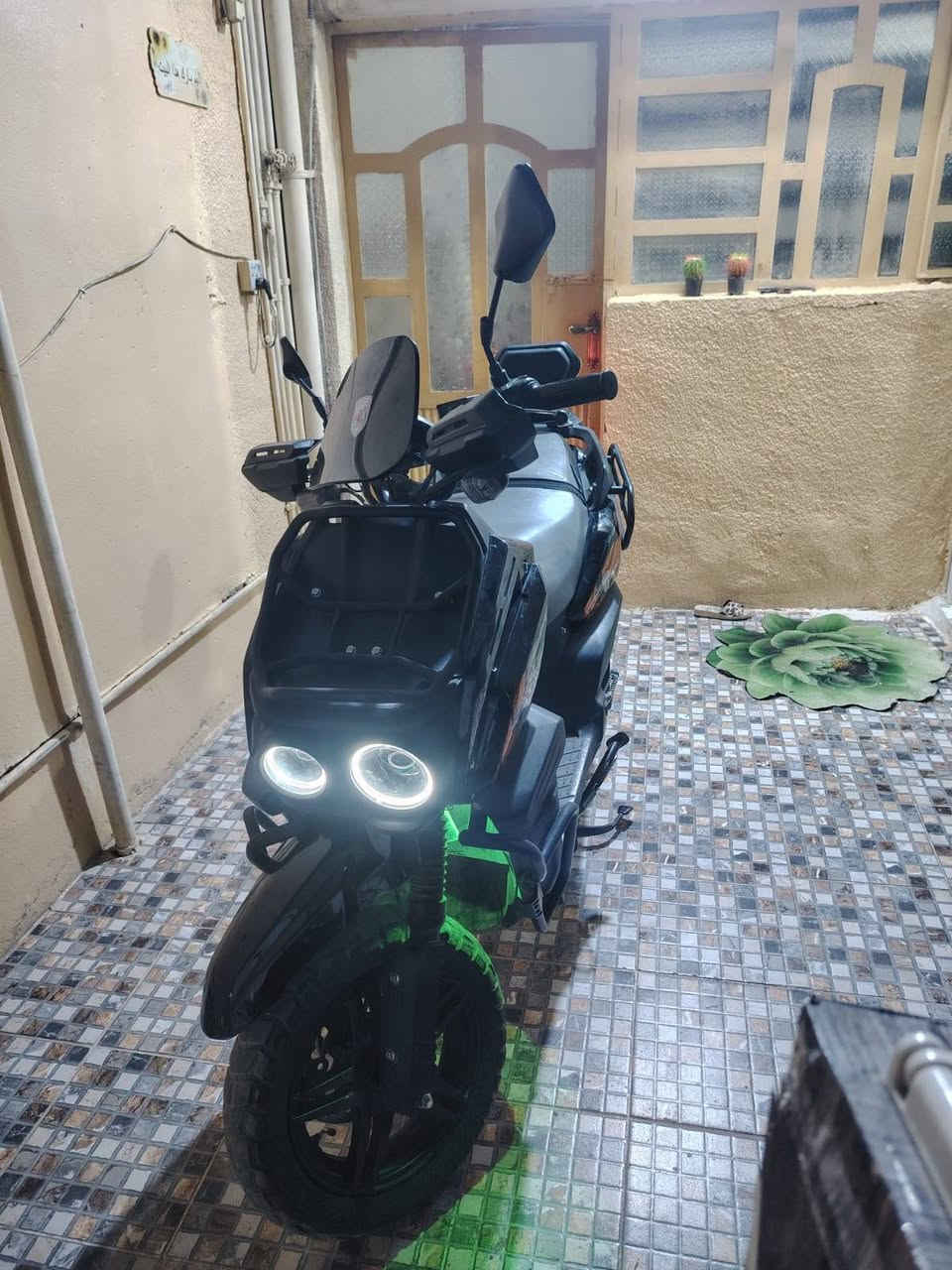 السلام عليكم دراجة شحن اباجي للبيع  دراجة بطريات مال شركة 6 بطريات مصطرة وسعر 950 بيهةمجال بصيط علوان ديالى بعقوبة بهرز وهاذة رقمي *********** وشراي يتصل
