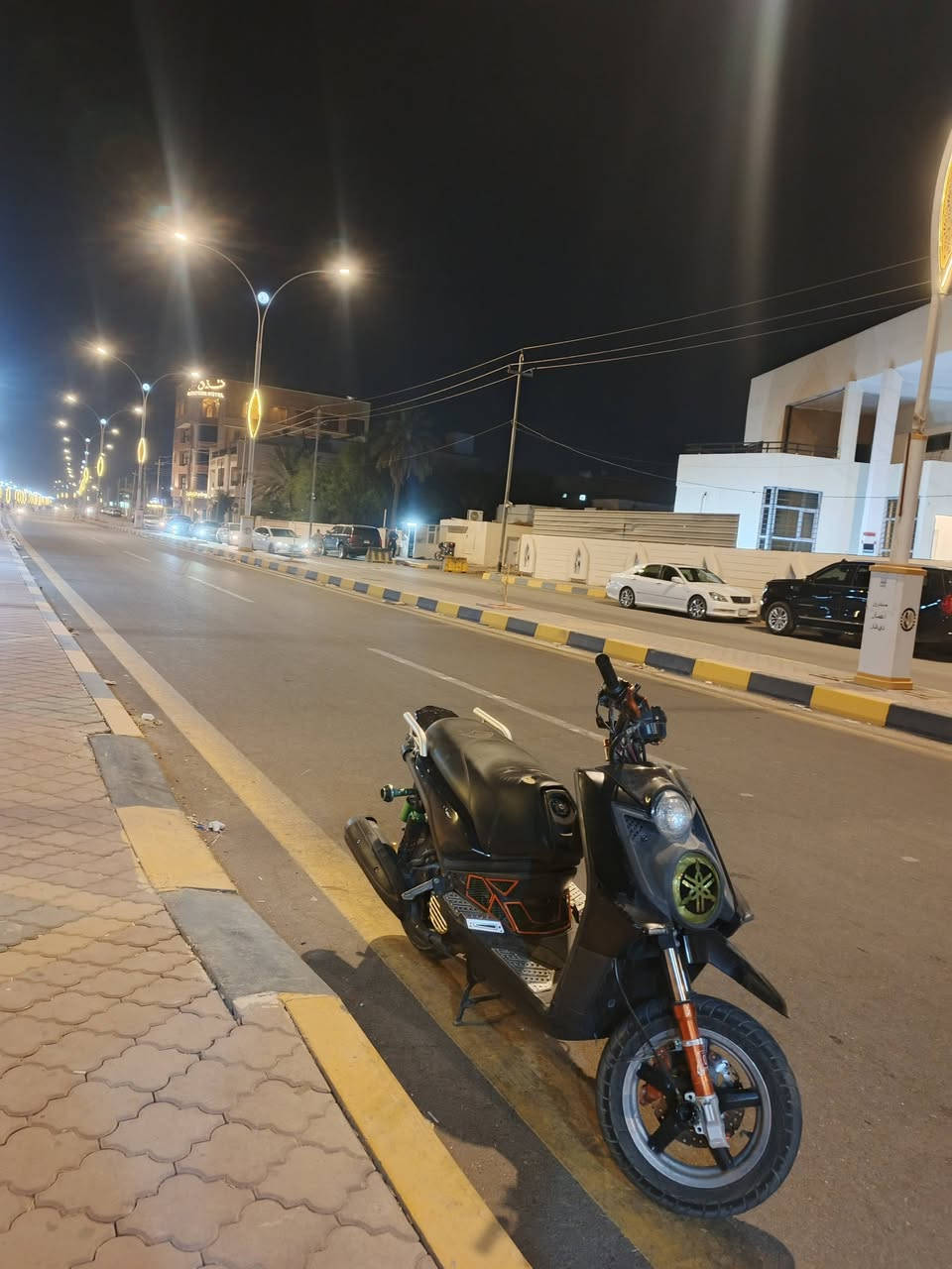 سلام عليكم سكنس للبيع مامفتوحه تزويد خارجي فقط السعر 1400  رقمي ***********
