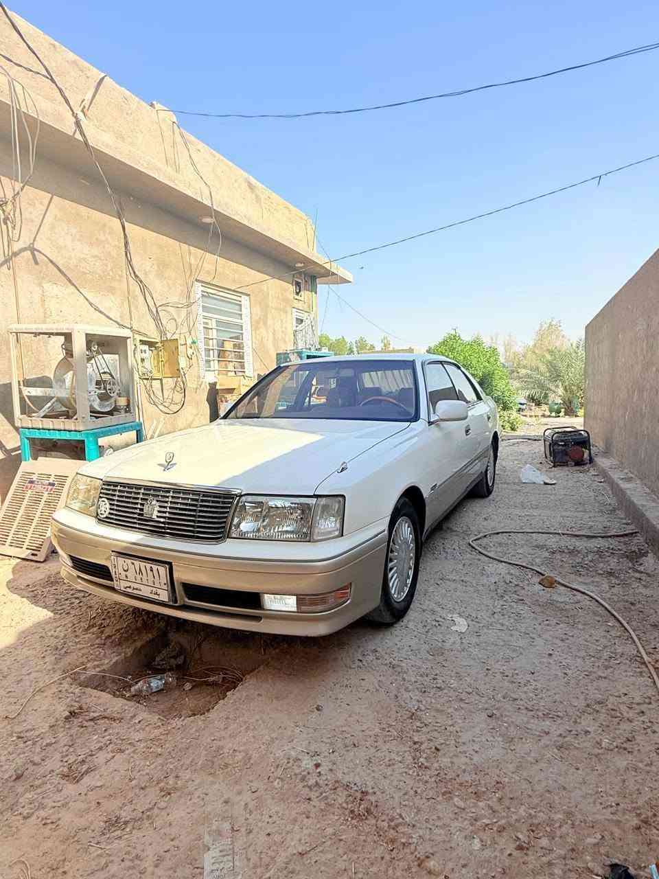 سلام عليكم للبيع راس الثور فلات شاصي 55 مكينه 3000 فيشه وبطل اسود داخل عسلي تبريد قطعتين سياره فول كماليات رقم بغداد مداور سعر 105 وبيها مجال للشراي للستفسار اتصل 
***********. عنوان نجف
