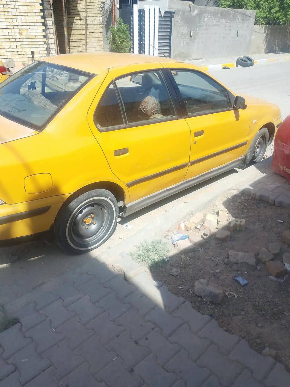 سلام عليكم شونكم سمند 2010 كير محرك خير وبركه صدر حداديه زينه غرفتها نضيفه تخم تاير نضيف سياره كهربائيات كلها شغاله وصورتها بترابه كشرها نضيف مرتب سنويه عضم عاج مستمسكات صاحبها عندي ابيع بدون تحويل اكفلك قانون وعشاير وطلب اذا يطلب عليها سياره جاهزه سعرها 12 ورقه عنواني بغداد  ***********
