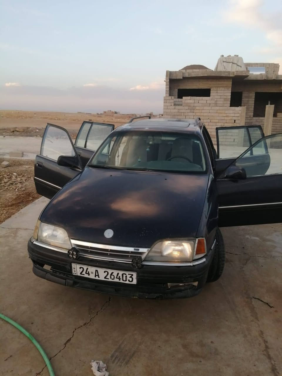 سيارة اوميكا للبيع وبسعر 22 ورقة وبيها مجال شي قليل  كير عادي رقم دهوك حجم 20 موديل 91 تريد تحويل تريد وكالا *********** لا صرف ولا نفخ شرج  
العنوان موصل جانب الأيسر القوسيات قرب مول الشام 
#الجميع

