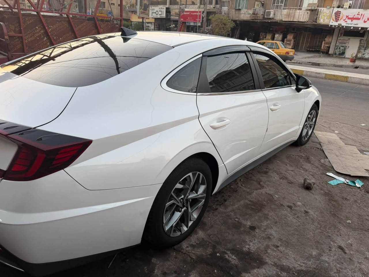 سوناته ٢٢ • ماشيه ٩٧٠٠٠ • حادث سطحي