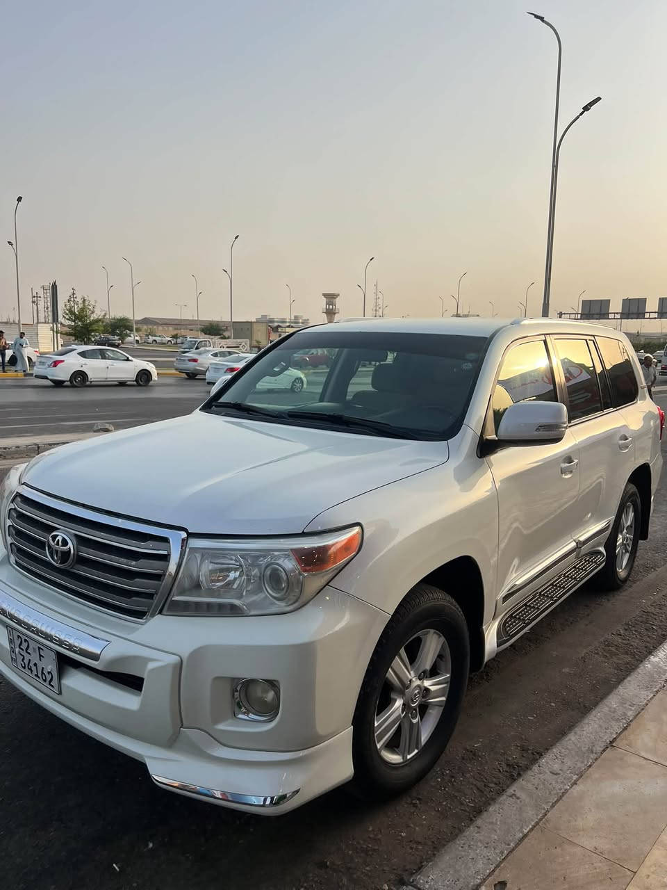 لاندكروز • ٢٠١٤ • كاز