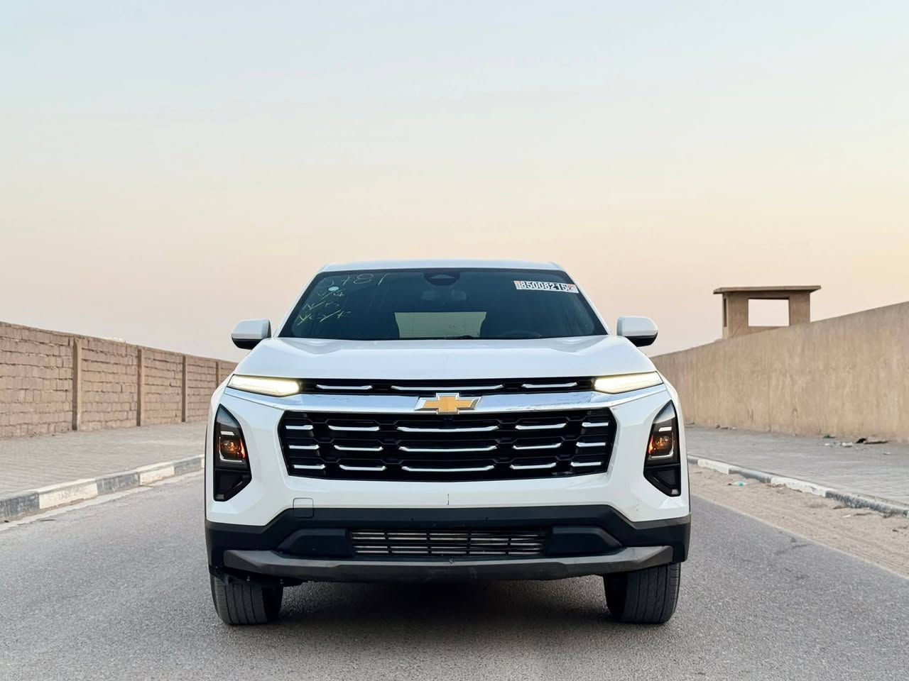 شيفروليه إكوينوكس LT موديل 2025 🔥

✅ بدون قطرة صبغ

• فئة LT المميزة
• محرك 1.5 Turbo اقتصادي وقوي
• كير أوتوماتيك
• تشغيل بصمة + ريموت ستارت
• شاشة وكالة حديثة
• Apple CarPlay + Android Auto
• كاميرا خلفية
• حساسات خلفية
• تحكم بالسكان + مثبت سرعة
• نظام المحافظة على المسار
• نظام التحذير من الاصطدام الأمامي
• نظام الكبح التلقائي للطوارئ
• مراقبة النقطة العمياء
• دخول ذكي بدون مفتاح
• مقعد سائق كهربائي
• مكيف أوتوماتيك ثلج
• إنارة LED كاملة
• ويل وكالة
• صرفية وقود ممتازة

🛠️ الملاحظات:

• بارد جاملغ ايسر فقط حته دعاميه وراديترات بلاديات
• بدون قطرة صبغ

 السعر: 195 بيهه مجال
مرقم بصرة شهداء
مكاني بصره
الرقم ‏‪***********‬‏

نص مكتوب في الصور:
- 185008215