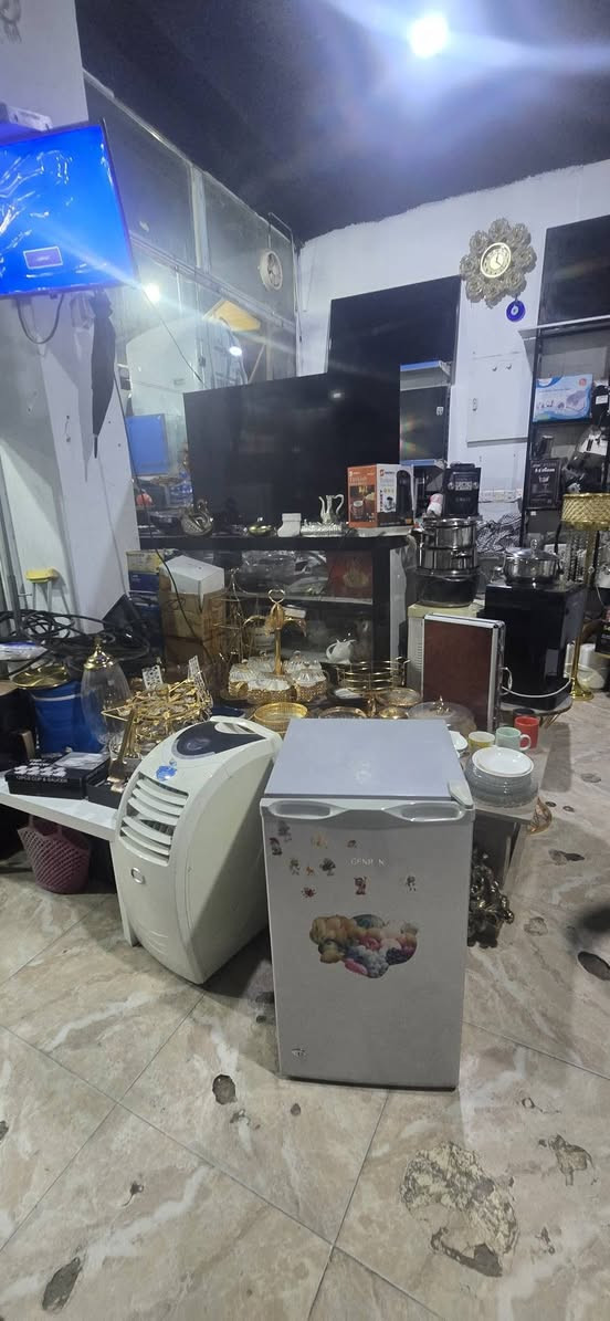 كرين فروتن كلوبليت لناف مالي محل جاسم جراني معروف ملتاي سري دف قاعد جوان بنزيخنا كارزان***********

نص مكتوب في الصور:
- چراني
- قبل ٣١ دقيقة