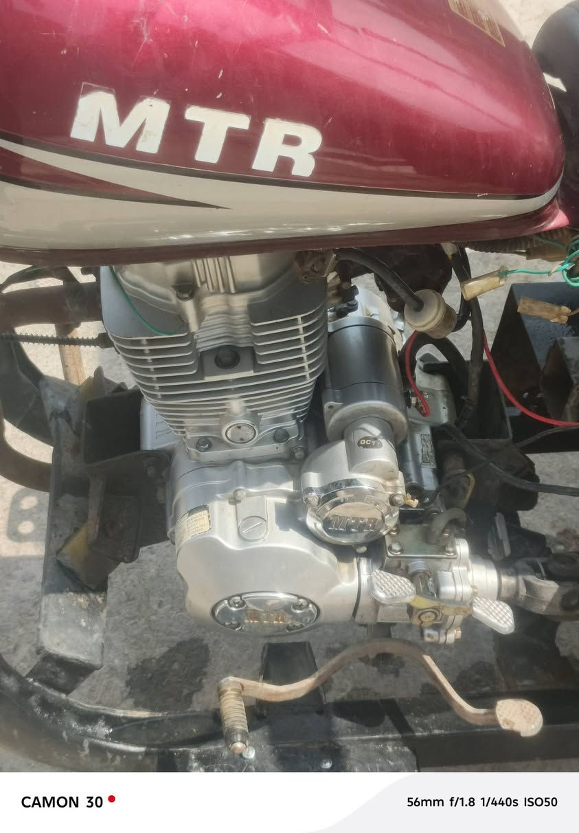 سلام عليكم ستوته MTR  اوراق مكفوله من كلشي مكينه نضيفه بدي كلش نضيف ولونها بل ارواق اسود كهربائيات كلها شغاله سعرها واحد و 100 بيها مجال حك الجيه سعر 1100مكاني بصره دير نشوه واتساب فقط ***********
