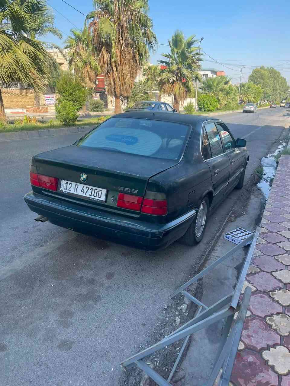 BMW525i
موديل 1989
كير تومتيك مال كصة
محرك فل 525
كابون بنزين 
تاير جديد
بطارية جديد 
بيها تقحيل 
سيارة بدون حادث
سيارة بسمي 
سعر 35 
***********
***********
