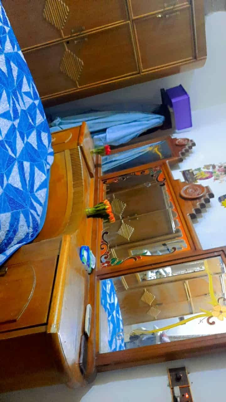 السلام عليكم 
غرفه نوم نجاره عراقي خشب ثقيل للبيع بسعر مناسب 
المكان بابل..الهاشميه

***********
