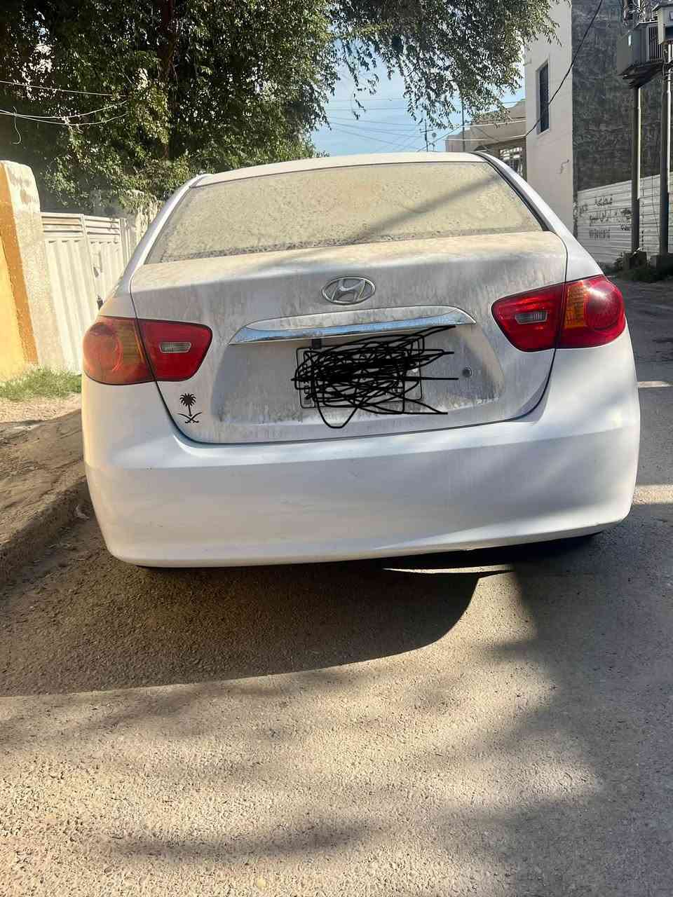 سلام عليكم الانتره وارد خليجي بيه اتلث قطع بارد اسياره اي دواخل مابيه ولا حار ولا صبغ ماعده الدعاميه السياره مال جناي مصروف عليه مكينه 1600 السياره احلى من اصور تجي وشوف 
السعر 118 او بيه مجال ***********
