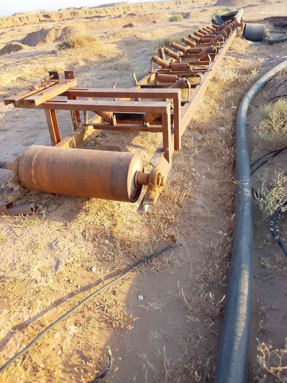 قوايش عدد 4للبيع طول ١٤متر عرض 80 نضيفات ***********
