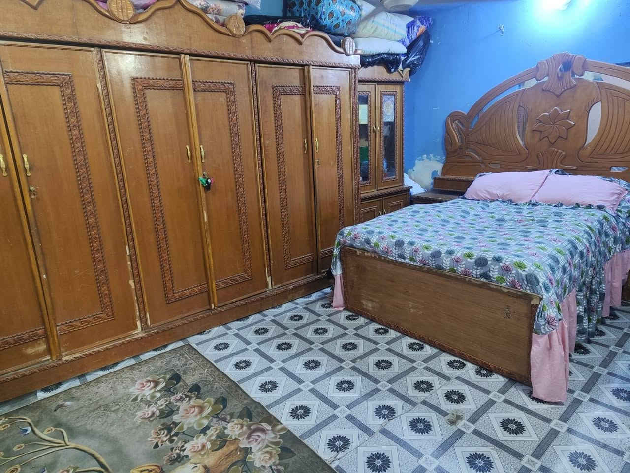 غرفة عراقية تسكام ام ست بيبان بيع مستعجل200الف فقط مكاني النجف الاشرف ***********
