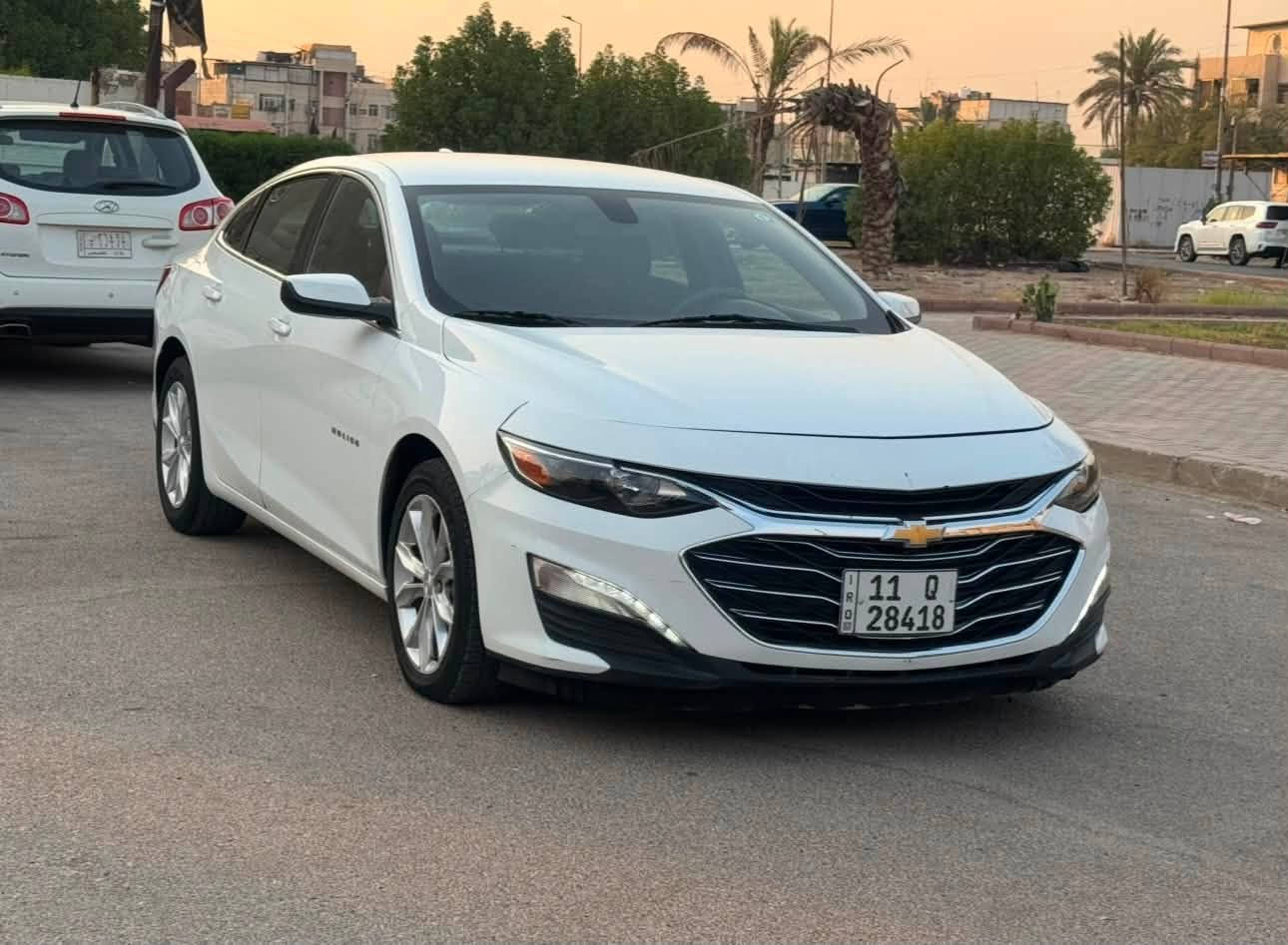 ماليبو 2022 LT للبيع 
وارد امريكي صور الحادث داخل المنشور بجم كبس جاملغ فقط وبلعراق صبغ بابين اثر شخط دواخل مكفوله شرط الفحص 
كير مكينه صدر على وضع الشركه 
مواصفات ( بصمه / تشغيل عن بعد / كشن كهرباء / اوتو ستوب / تبريد قطعتين / شاشه جبيره ) 
رقم بغداد باسمي 
مكاني بغداد 
السعر :- 97 وبي مجال 
للاستفسار :- *********** او ***********
