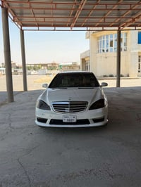 S ٥٥٠ • AMG • ٢٠٠٨