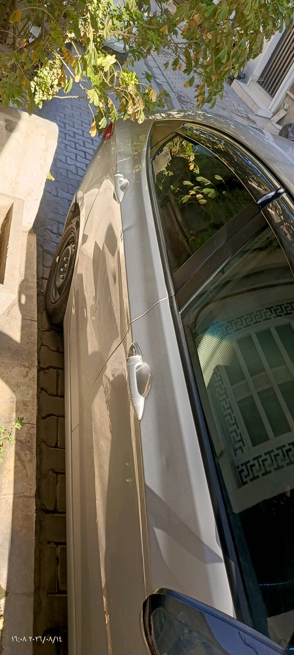 اكسنت ٢٠١٧ 
مكينة ١٦٠٠ gdi 
حادثها جاملع جهة السايق وطارف الباب وطارف البنيد 
سياره حلوة ونظيفة مال بيت  
كشر بي تلحيضات بسيطه لان سيارة مستخدمه وكلشي واضح بالصور 
تخم تاير جديد 
كشنات دوشمه ارضية جلد 
سنوية ورقم وهزة جدد 
مكان بغداد -الاعظمية 
السعر ٨٧ وبيها مجال  
*********** متوفر واتساب
