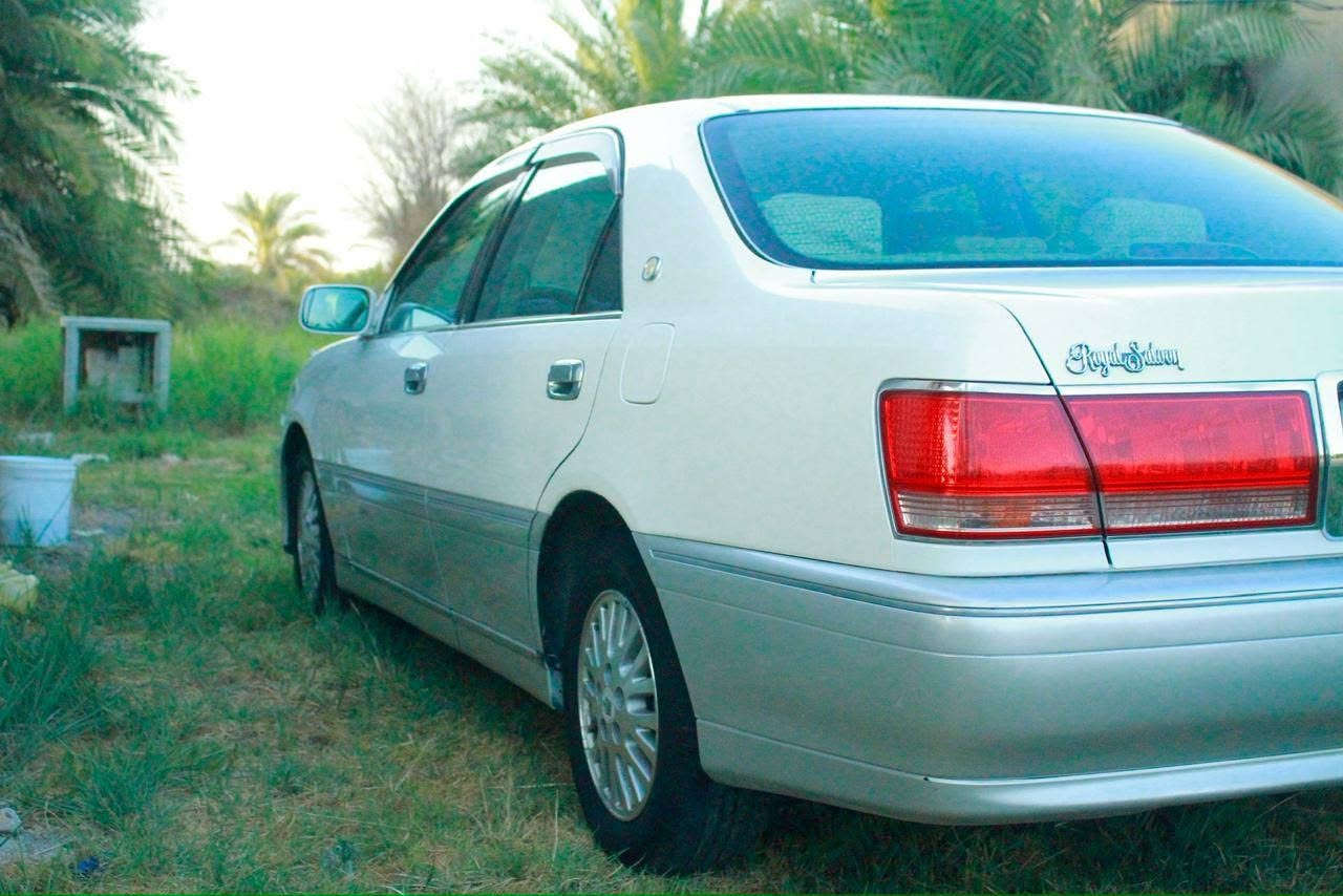 ملكه 2002 نجف دي فور الجبير شاصي 75  3 دكم كرستال باسمي قرار 48 نضيفه كلش كير مكينه جديد وياههه كير ومكينه احتياط عله الشرط عربانه وحداديه وتخم تاير وباتري كله جديد مكفوله من العراق سنويه باسمي وسعرهه حيل مناسب ***********
