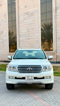 لاندكروز 2009 • 8 سلندر • مكفوله