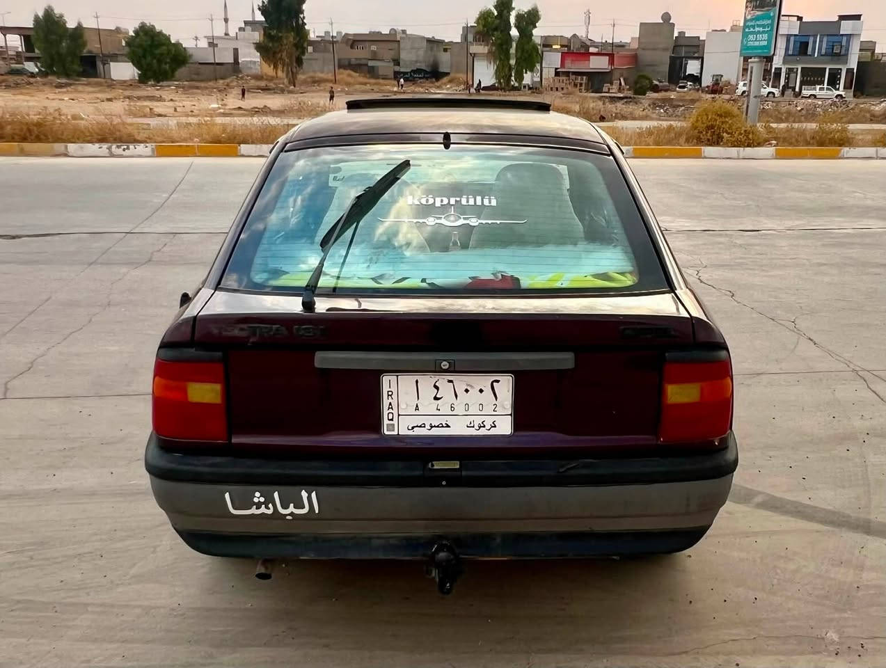 فكتره 
موديل 1992
شرط التحويل والوكاله ، سياره جاهزه ما بيها اي نقص ،والحجم 18 
دفتر بانزين بيها كير ومحرك صدر بشرط
سياره بدون ضربه كلها على البلاد  
السعر:29 وبيها مجال بسيط 
العنوان/ كركوك
رقم الهاتف/***********
