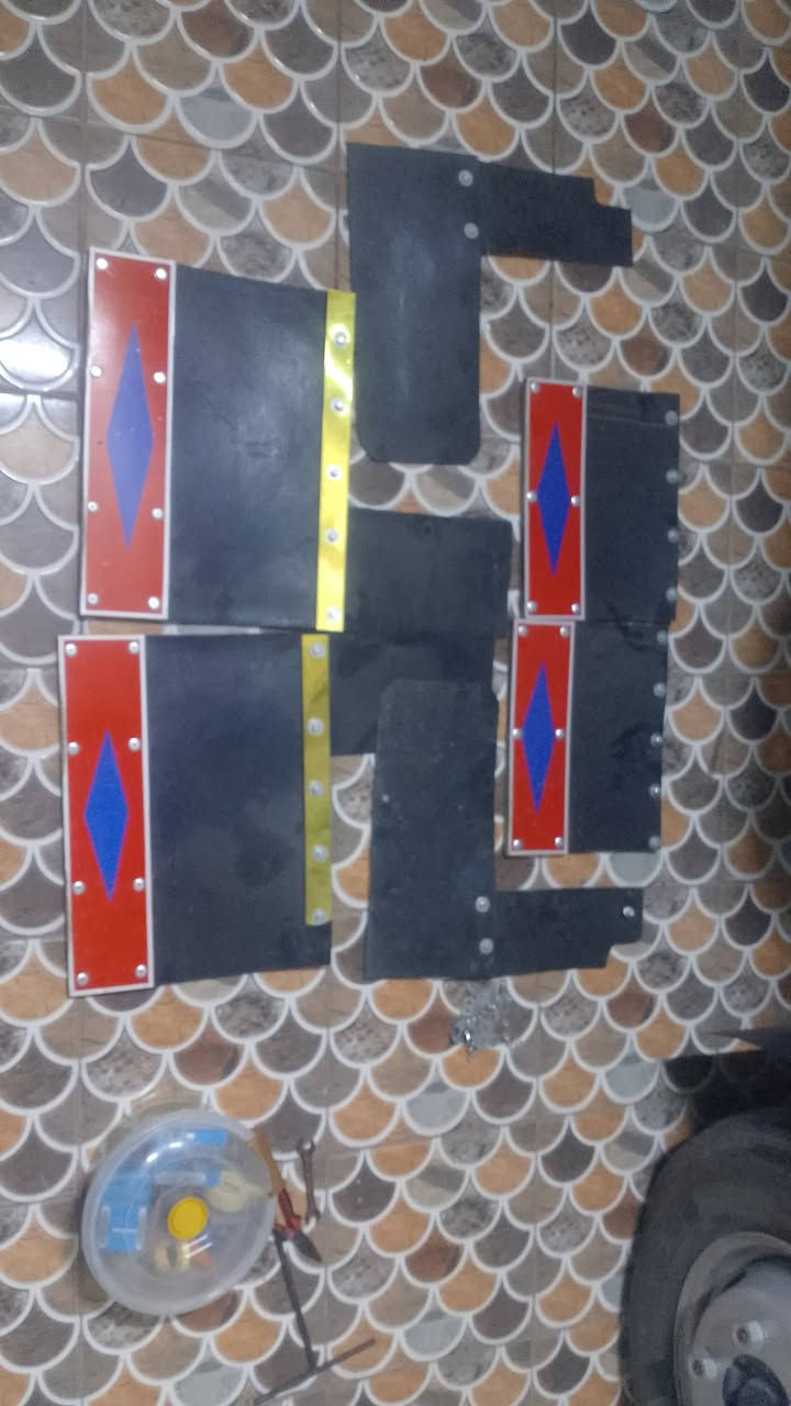 السلام عليكم تخم واقيات 6 قطع قبل سبوع مفصلهن درجه أولى المكان بابل ***********.  ***********
