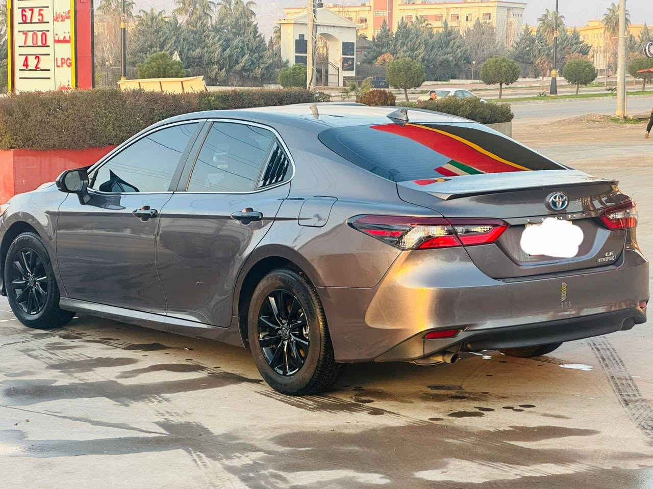 تويوتا كامري 2023 LE HYBRID  
مواصفات بصمة كشن كهربائي اندبريك بصمة اوتو هولد ٤ مودات قيادة رادارات كلها شغال 
بيها بونيد صبغ صور ضرر موجود بالمنشور 
ماشية 35 راديترات كلها بلاد شرط 
رقم سنوية وفحص وهزة كلها جديد 
بسمي مكان سيارة كركوك 
شراي اتصل واتس اب موجود 
*********** كركوك, العراق
