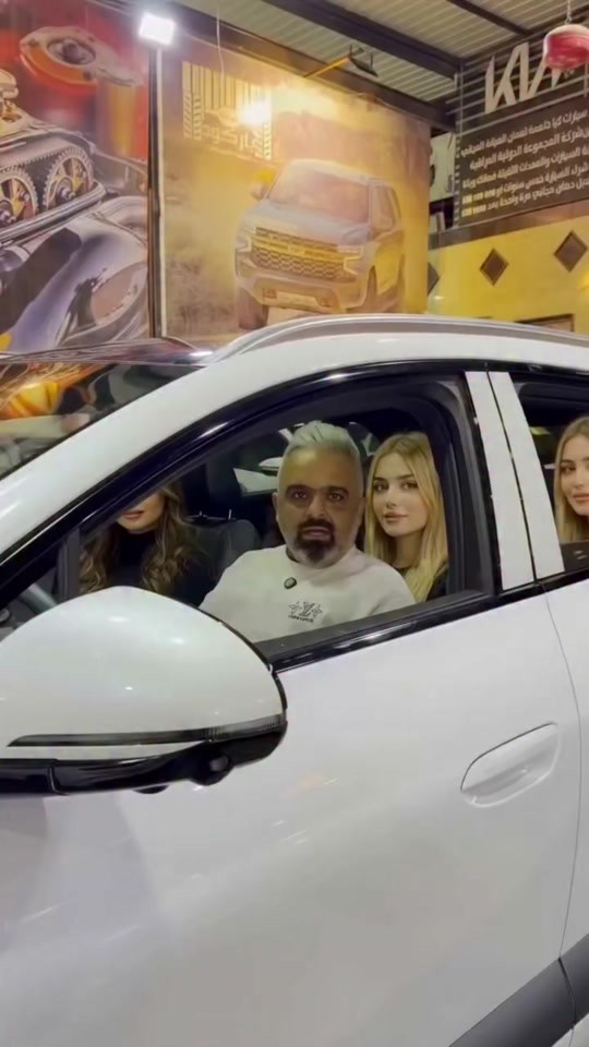 🚘 سيليون6 موديل 2025 📅 السبت | 19/09/2026 ✨ جميع التفاصيل والمواصفات موضحة داخل الفيديو. 📞 للاستفسار: ☎ 6322 ☎ *********** ☎ *********** ☎ *********** ☎ *********** ☎ *********** ☎ ***********
