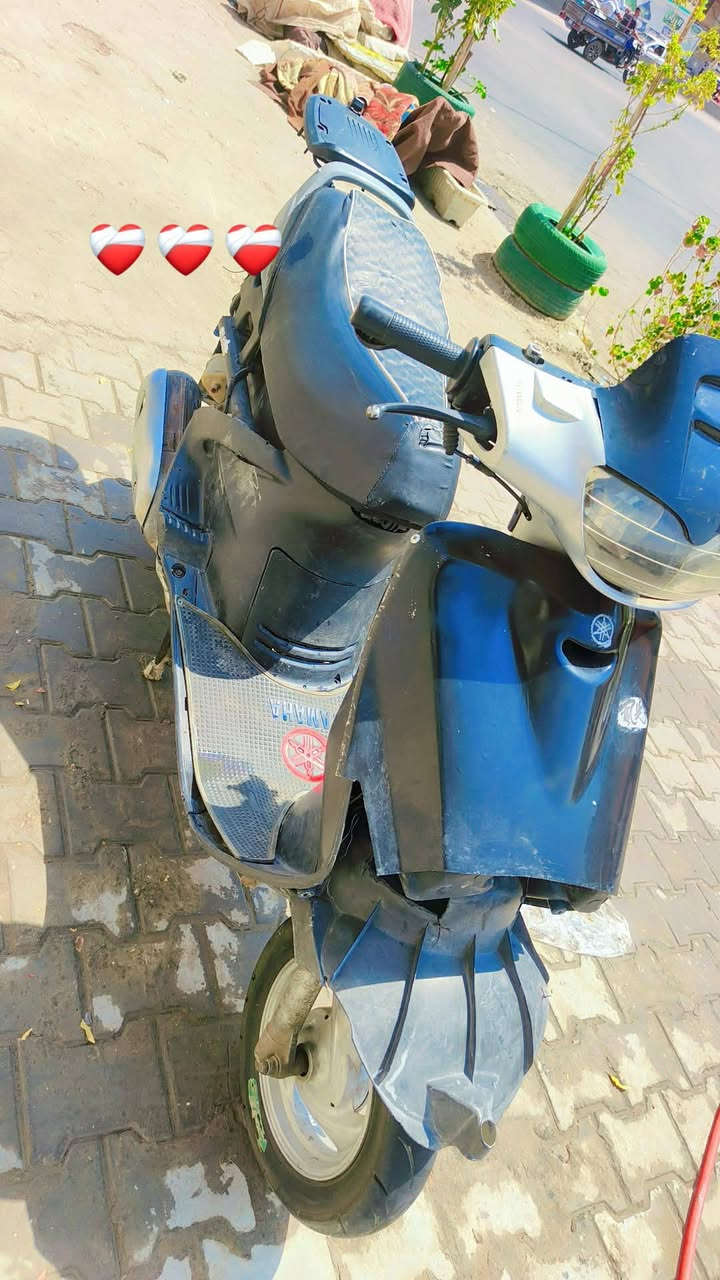 فراشة للبيع كامله كهربائيات سلف هندر دراجه نضيفه وكامله خير من الله ‏‪***********‬‏ هذا رقمي عارضهه 275وبيهه مجال
