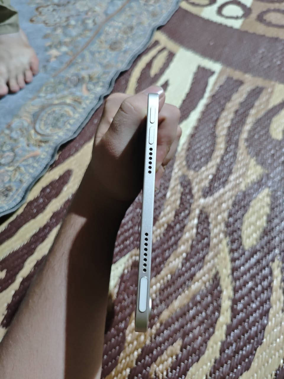 ايباد ميني 6 للبيع ذاكره 64 بالببجي 60 فريم دقه عاليه واضحه النظافه مال الجهاز 99% الجهاز ما بي لا شفط ولا كسر ولا كل شيء بطاريه 86 الجهاز يحتوي على ملحقات شاحنه وكفر كيبورد دين ماوس واحد وياجو يشتك بلوتوث الجهاز سعره 330 وبي مجال بسيط مراوس 13 عادي عنواني صلاح الدين قضاء سامراء التواصل على الرقم*********** او خاص

