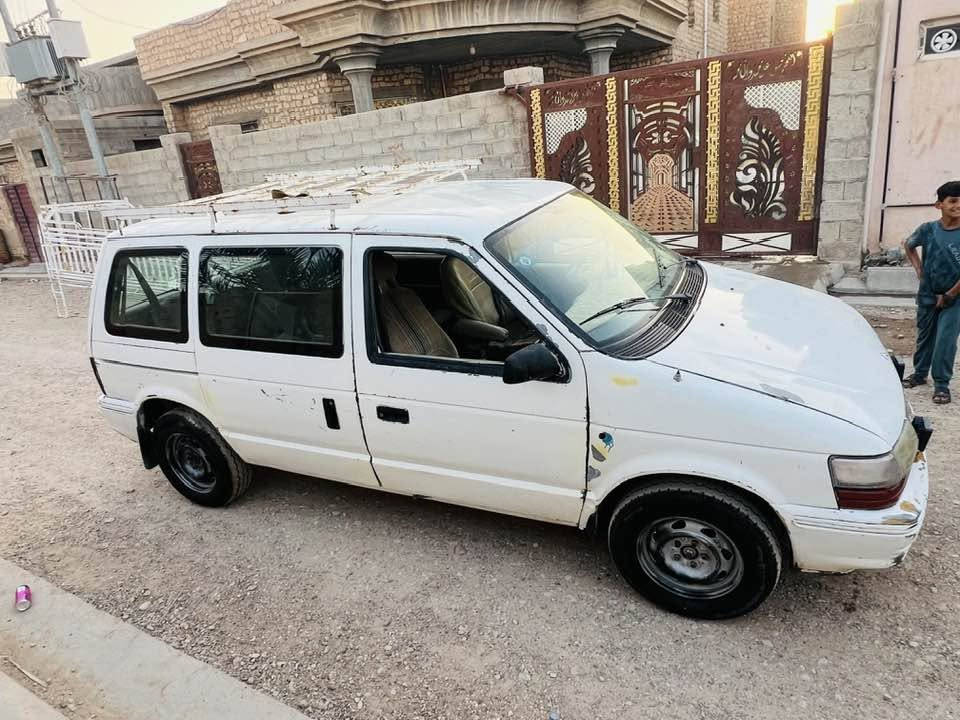 سلام عليكم سياره كرايسلر موديل 93 للبيع جاهزه من كلشي شرط كفاله مسجل سنويه تحويل مباشر السعر 28 الاستفسار عل هاذا الرقم ***********
