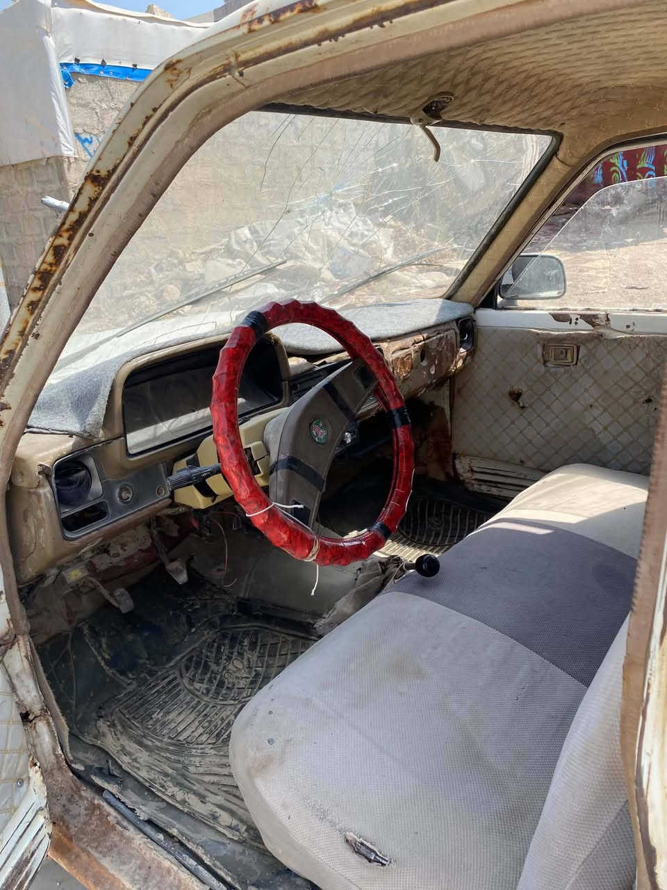بيكم 80 كير ومحرك شاصي شرط سياره جاهزه مال شغل السعر 18 بها مجال مكان موصل حي العربي استفسار.  مع صاحب السياره***********
