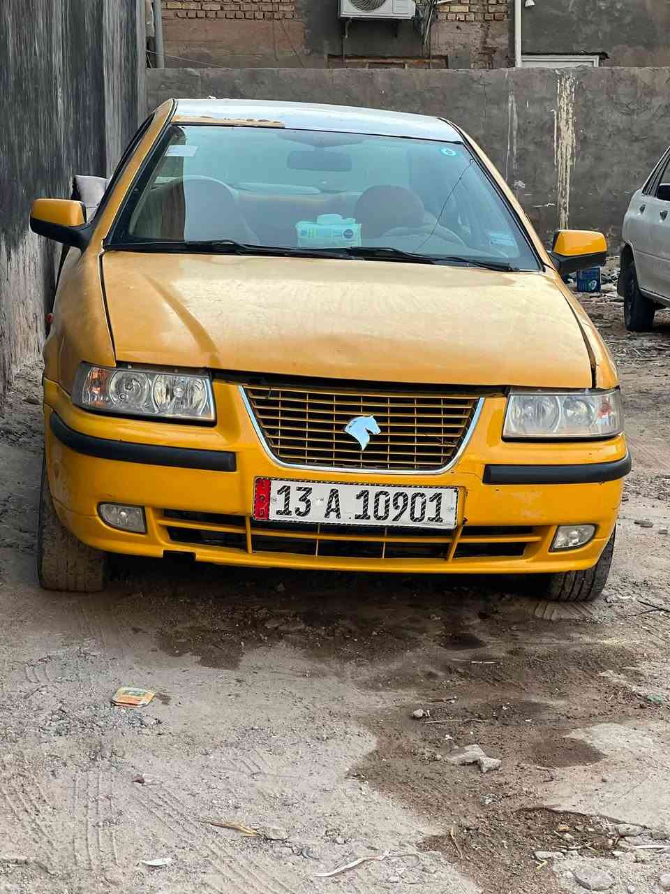 سلام عليكم شباب سياره سمند موديل 11 سنويه ل31 رقم إنكليزي هيه وغرامات مصغره كامله كشرتها شوف العين مكينه  لاتنقيص ولا تبخير شغاله كير    كهربايات شغالهسعرها 17 وبيه مجال رقمي ***********
