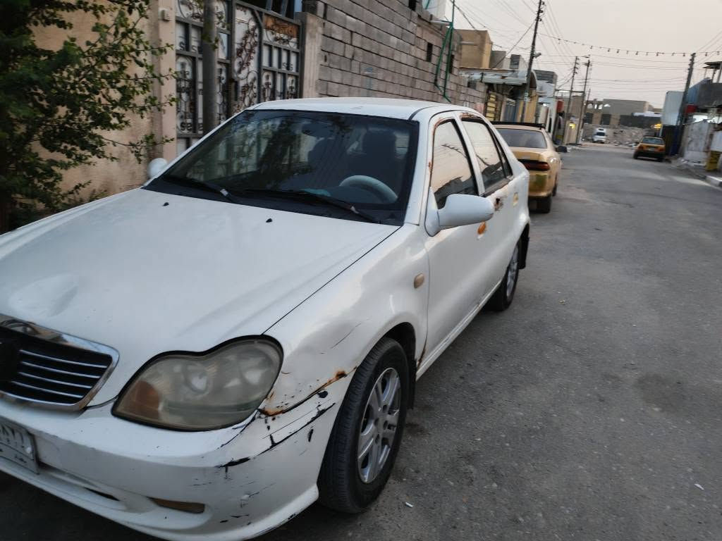 السياره حلوه ونضيفه بيه بس طخات تبريد شغال مكينه وكير كفاله بلاديات تخم تايرات لتواصل واتساب فقط
*********** البصرة, العراق
