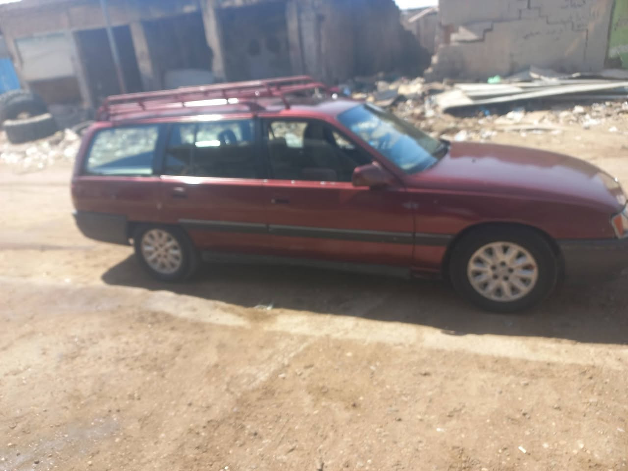 اوبل ستيشن موديل 1989 رقم انبار نكليزي كير عادي محرك 2000  تحويل مباشر  سعر 27 وبيهامجال بسيط  ***********
