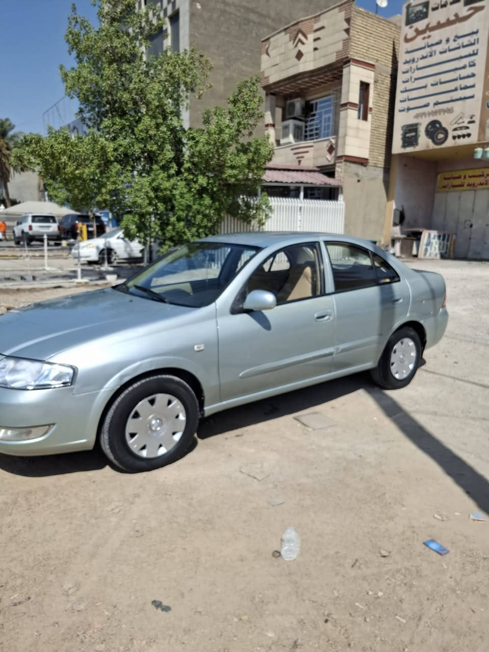 سلام عليكم 
للبيع نيسان سني موديل 2007
سياره جاهزة وخير من الله 
السيارة مابيه بس صبغ صفحة السايق 
والسيارة تبريد ومكينة وكير مكفولات 
سياره جاهزة من اي شي سياره رقم اربيل مكان السياره بغداد
السعر95 وبيه مجال 
للتواصل ***********
