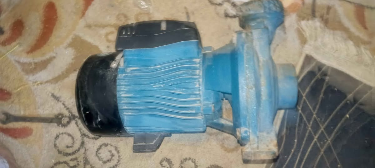 ماطور ماء 2 انج 2 حصان  شغال بدون اي خلل استخدام قليل بدون صوت تجي تفحص وتاخذ سعره 90 مكاني بغداد الشعلة توصيل موجود داخل بغداد بكروة 
*********** بغداد, العراق
