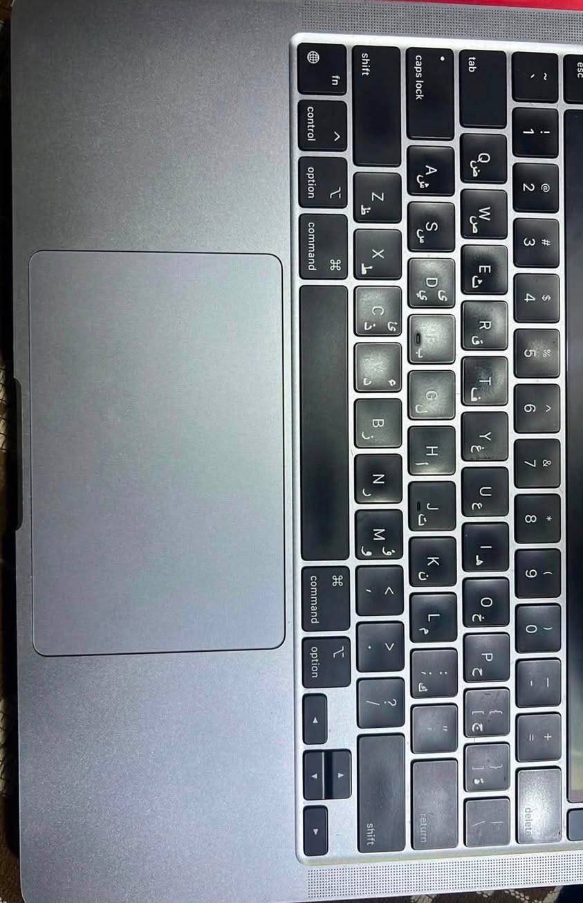للبيع
‏MacBook Pro (13-inch, M1, 2020)

مواصفات: 

CPU: Apple M1 chip

Ram:16 GB  unified memory

Storage: 256 GB SSD

                                                                         عدد الدورات 33 

Touch bar 

Touch ID

حالة الماك بوك : 

الماك كلش نظيف بدون نقوصات تجي وياه شاحنة فقط بدون كارتونة لابتوب ما داخل ابد اي صيانه او مفتوح تجي وياه برامج Adope بريمير 2025 وبرنامج Canva بشكل مجاني مثل ما موضح بالصور 

وبرامج Word , Axel ايضاً مجانية 

السعر النهائي : 885 وبي مجال قليل  

يوجد توصيل

*********** واتساب
