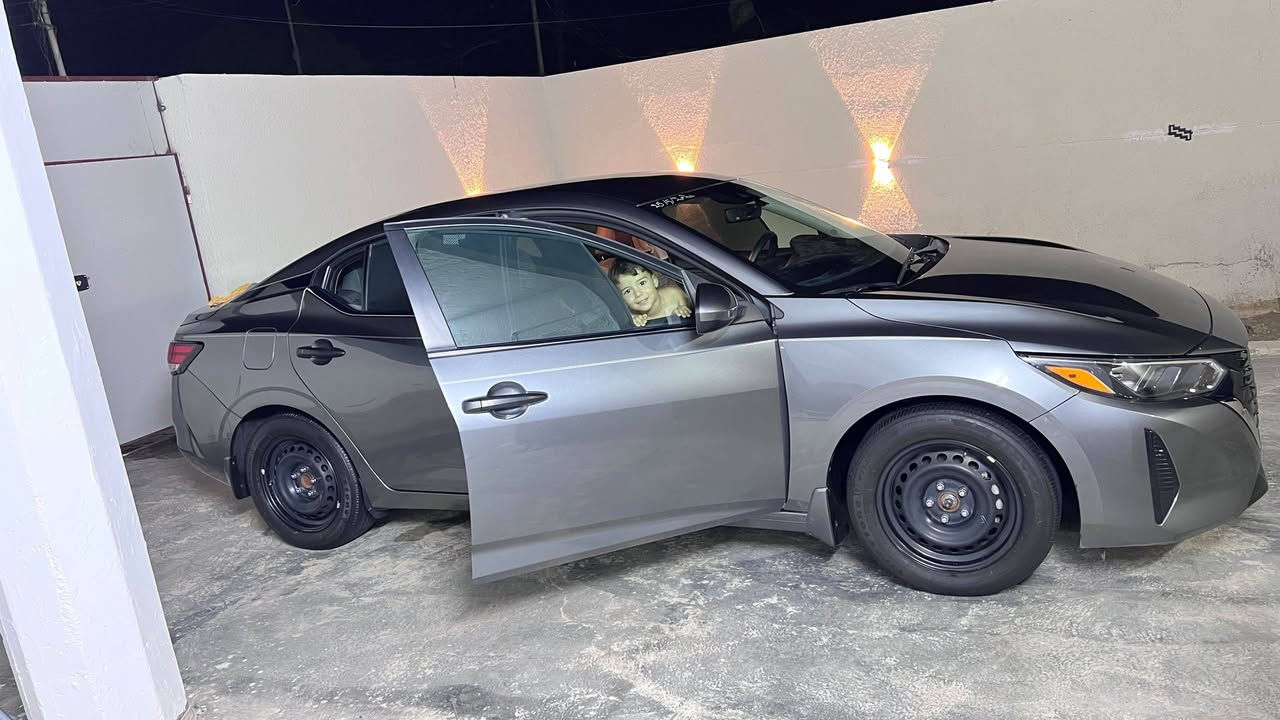 نيسان سنترا🔥 2024 🔥
2024 Nissan Sentra, S Xtronic
وارد امريكي السياره مكفوله طخه بسيطه بالجنطه راجعه بارد
السعر140 قفل 
حرة تترقم جميع المحافظات ماعدا الشمال 
❤️ ابيع على الفحص وين يعجبك افحص ♥️
محرك 2000 /4 سلندر
واسط ناحية شيخ سعد 
***********
