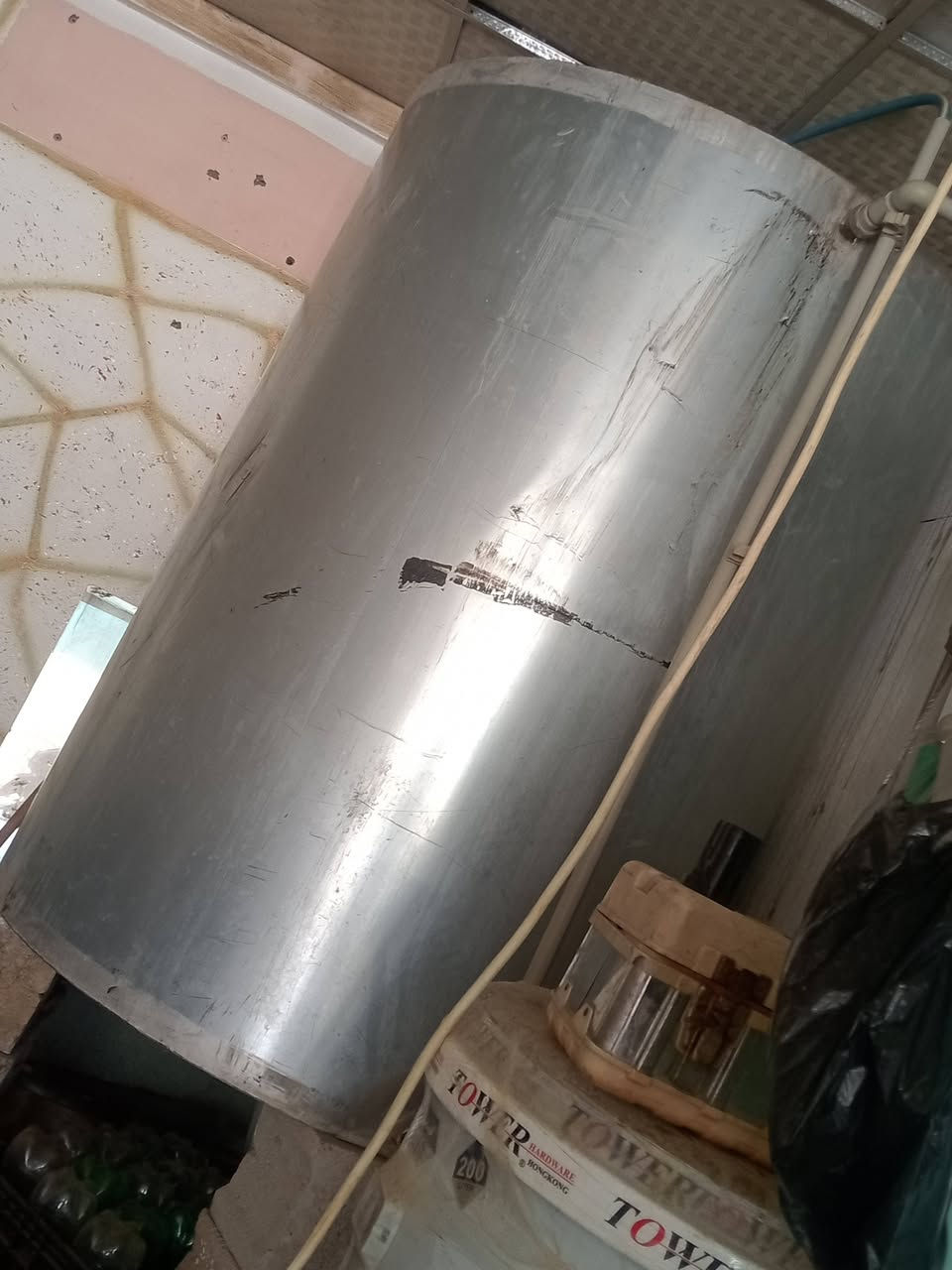 عندي اغراض مستعمله للبيع رقم مربايل ***********
