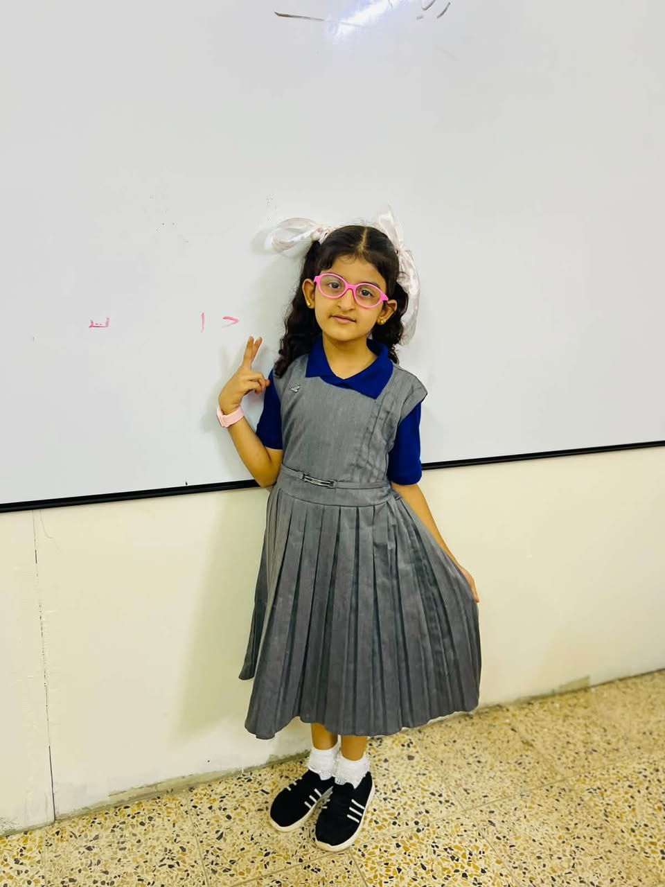 🔔📚 أول يوم دراسي في مدرسة الحليم الأساسية الأهلية 📚🔔

مع دقّ جرس المدرسة، بدأ عامنا الدراسي الجديد، وبدأت معه رحلة جديدة من العلم والنجاح والطموح ✨

💙 استقبلنا تلاميذنا الأعزاء بكل حب وفرح، متمنين لهم عاماً دراسياً حافلاً بالتفوق والإنجاز.

🏫 مدرسة الحليم الأساسية الأهلية
📍 بغداد – ناحية الوحدة – سيد عزال – حي المقداد
📞 للاستفسار وحجز المقاعد: ***********

✨ الحليم علم ينهض بالحاضر ويصنع المستقبل
🌟 خياركم الصح 🌟
